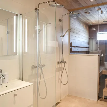 White Heaven By Booklapland Appartement