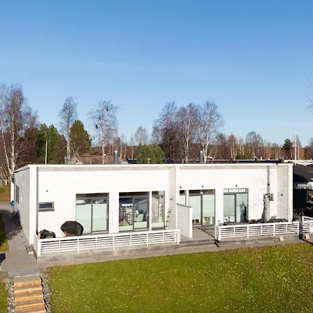 Apartment White Heaven By Booklapland *